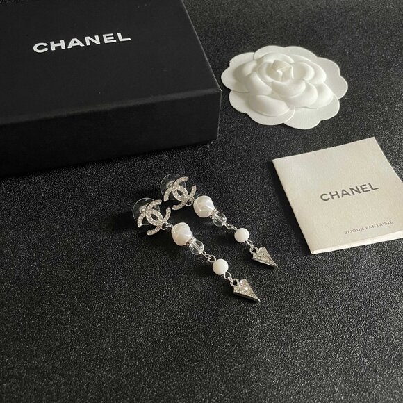 Chanel earrings - Picture 4 of 4